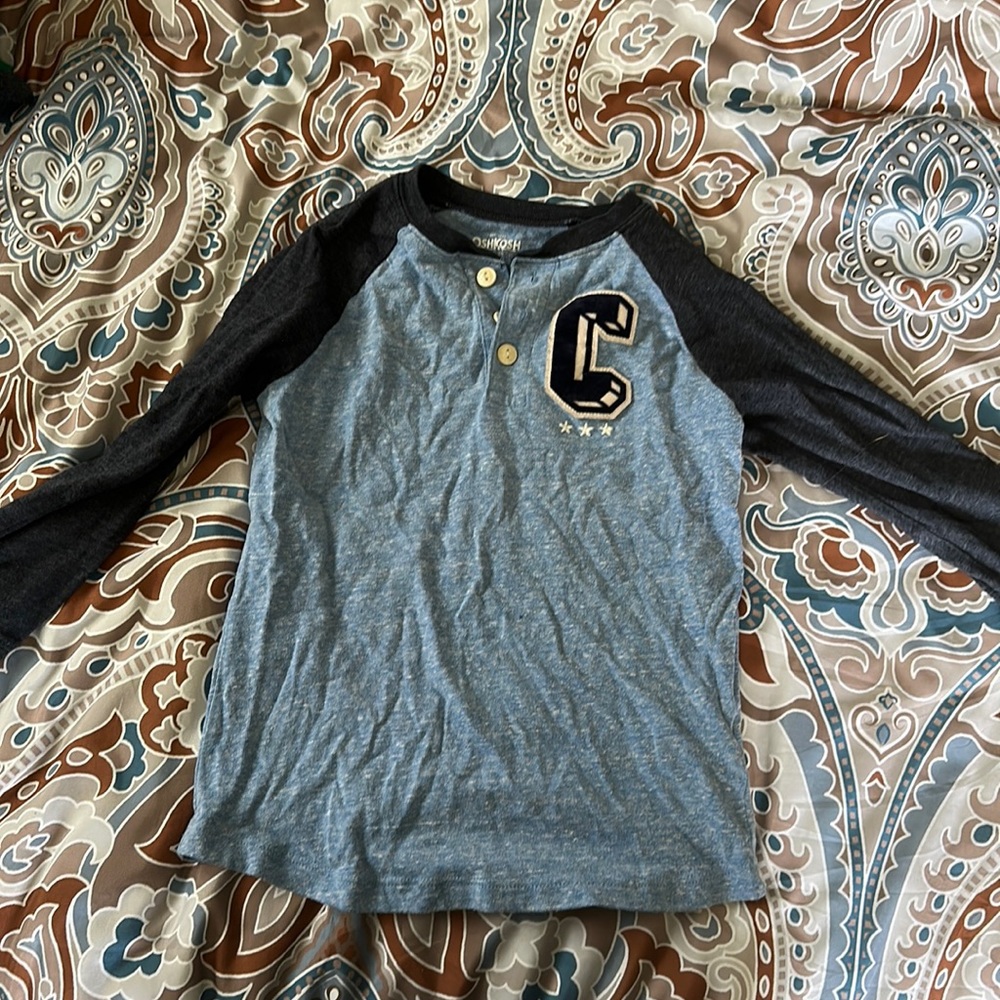 Osh kosh boys size 7 captain Henley